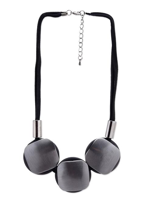 black metal short necklace - 12411403 - Very Small Image - 1