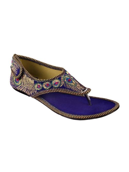 blue embroidered ethnic sandals - 12415077 - Very Small Image - 1