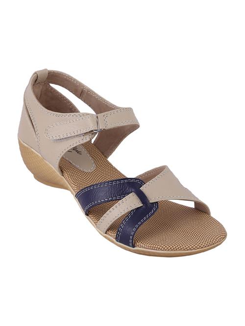 beige synthetic sandal - 12424984 - Very Small Image - 1