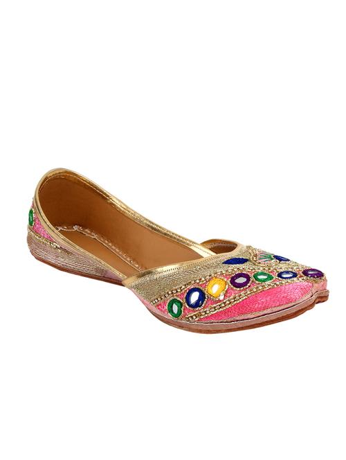 pink slip on mojari - 12442629 - Very Small Image - 1