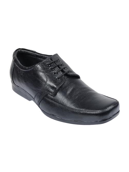 black synthetic derbies - 12472722 - Very Small Image - 1