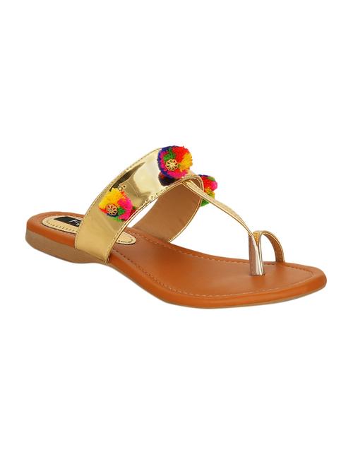 gold one toe flat sandals - 12508732 - Very Small Image - 1