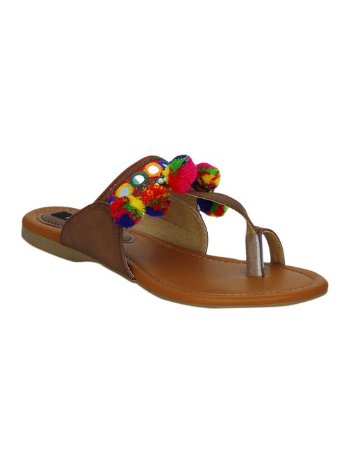 brown pom pom one toe kolhapuri - 12508735 - Very Small Image - 1