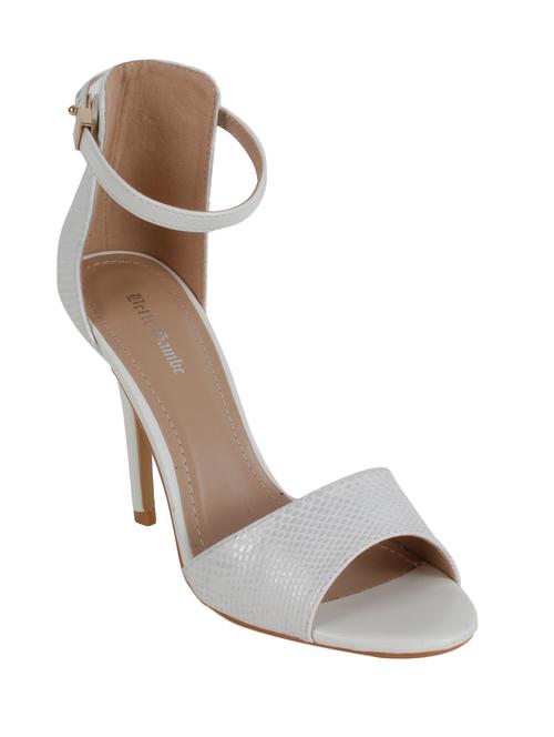white closed back thong sandal - 12543404 - Very Small Image - 1