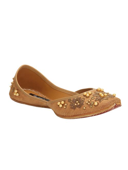 brown silk embellished mojaris - 12555169 - Very Small Image - 1