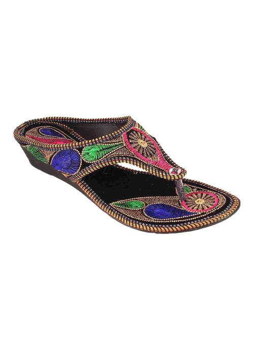 black fabric kolhapuris - 12578903 - Very Small Image - 1