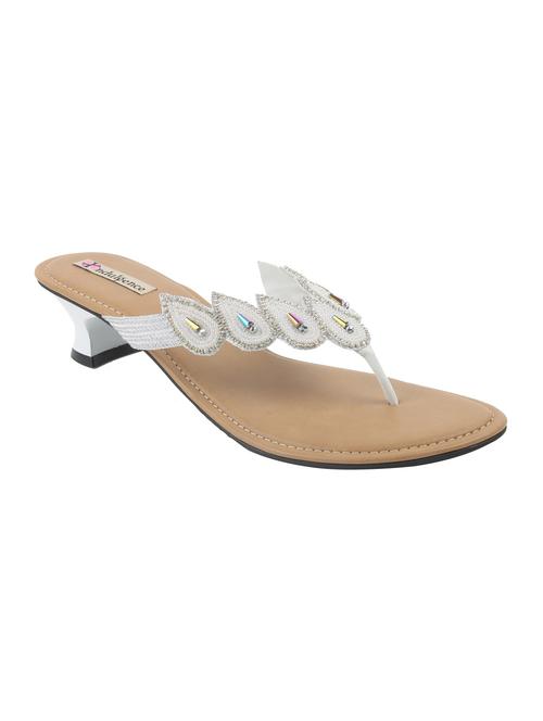 white leatherette sandals - 12648634 - Very Small Image - 1