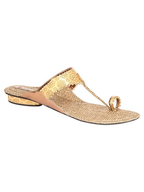 gold fabric kolhapuris - 12753857 - Very Small Image - 1