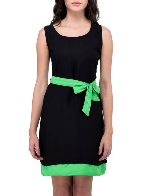 green belted dress - 12847099 - Very Small Image - 1