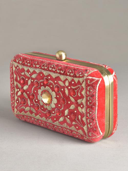 coral velvet embroidered clutch - 1287402 - Very Small Image - 1