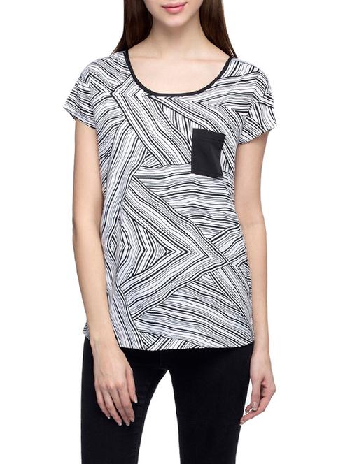 white striped regular top - 12970597 - Very Small Image - 1