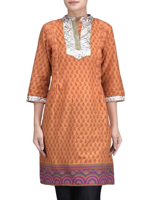 Red Cotton Printed Kurta - 1299450 - Very Small Image - 1