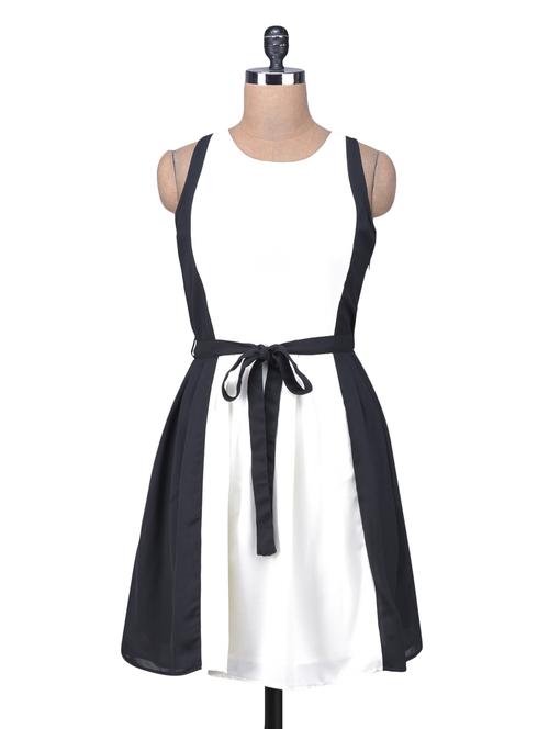 white Skater Dress - 1302635 - Very Small Image - 1
