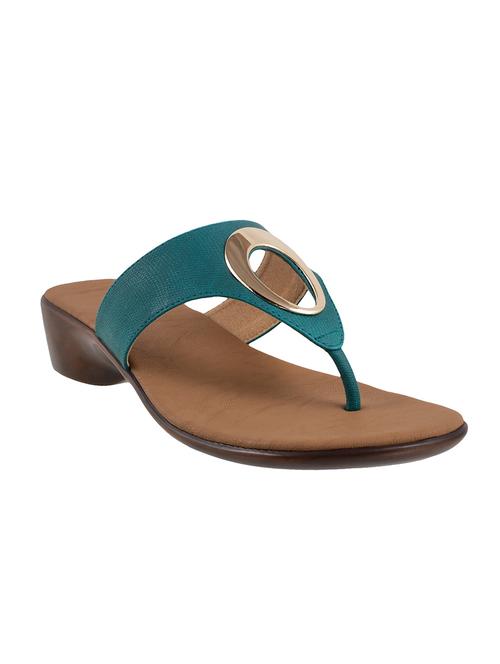 green leatherette flip flops - 13050692 - Very Small Image - 1