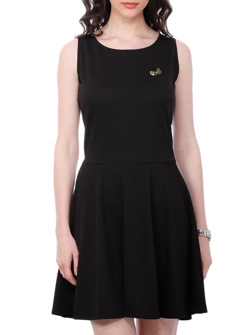 black none dress - 13092606 - Very Small Image - 1