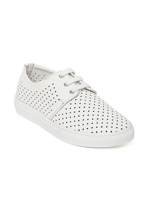 white faux leather sneakers - 13187579 - Very Small Image - 1