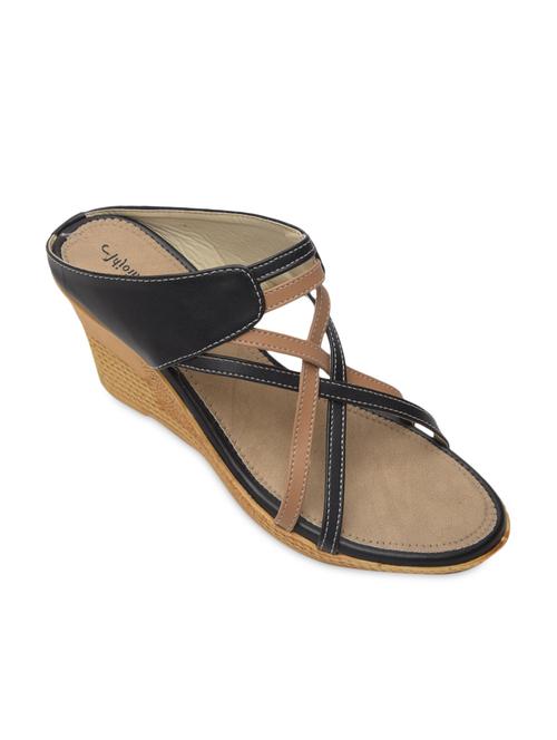 Black Faux Leather Textured Wedges - 1318778 - Very Small Image - 1