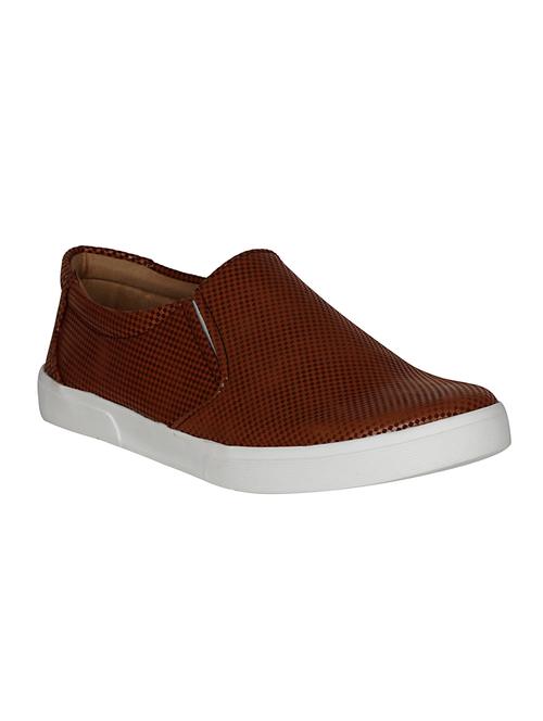 brown leatherette casual slipon - 13204090 - Very Small Image - 1