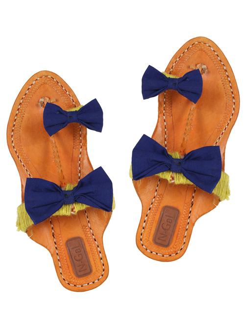 blue one toe kolhapuri - 13352261 - Very Small Image - 1