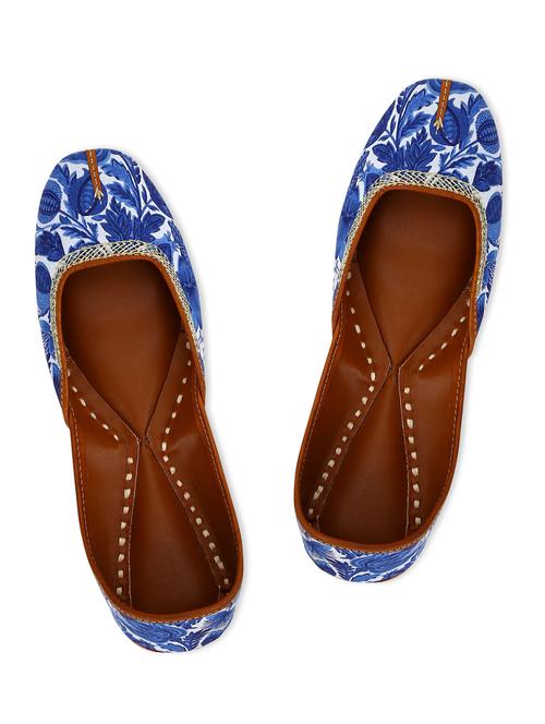blue handcrafted leatherette juttis - 13376294 - Very Small Image - 1