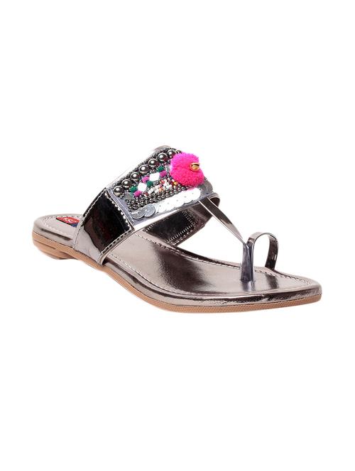 silver pom poms one toe kolapuris - 13410838 - Very Small Image - 1