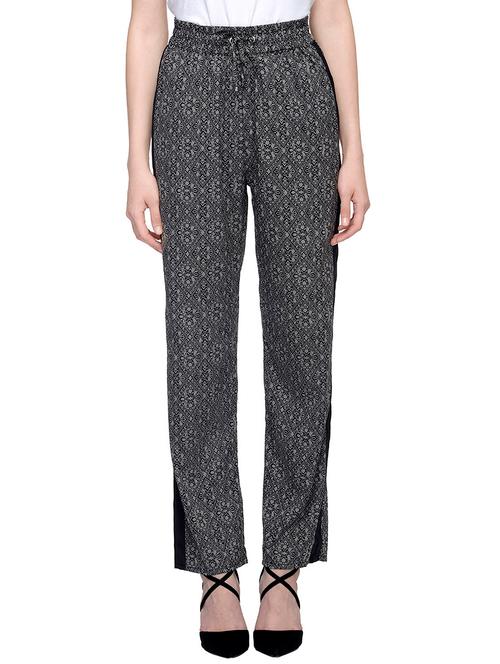 black printed cigarette trouser - 13435511 - Very Small Image - 1