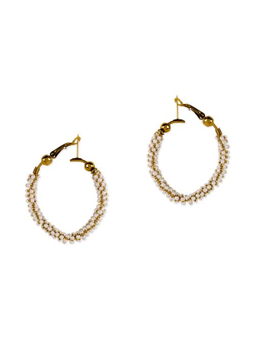 gold metal hoop earrings - 13464994 - Very Small Image - 1