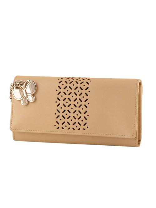 beige leatherette regular purse - 13682041 - Very Small Image - 1
