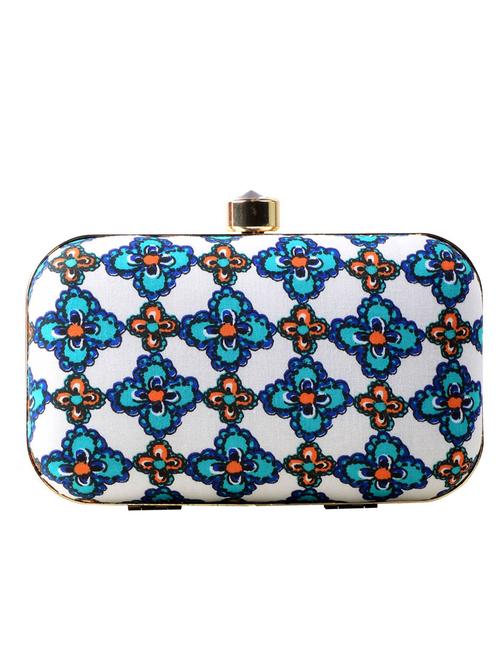 white polyester box clutch - 13729318 - Very Small Image - 1