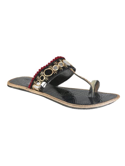 black one toe kolhapuri - 13748477 - Very Small Image - 1