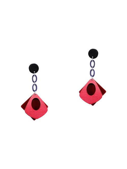 red metal drop earrings - 13765895 - Very Small Image - 1