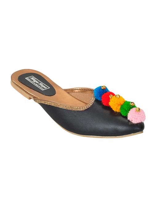 black slip on jutis - 13776136 - Very Small Image - 1