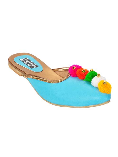 blue slip on jutis - 13776137 - Very Small Image - 1