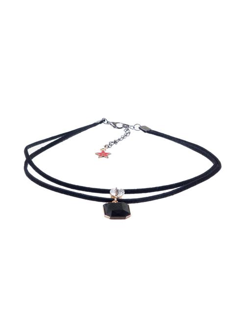 choker - 13838560 - Very Small Image - 1