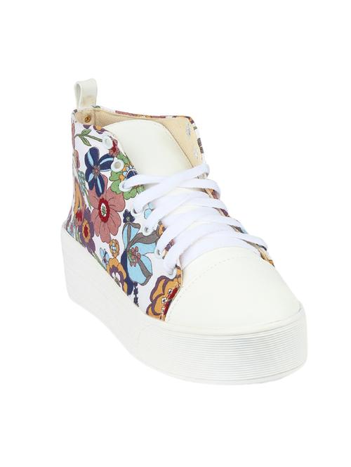white canvas laceup sneakers - 13896349 - Very Small Image - 1