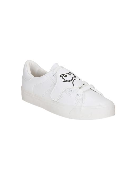 white plimsolls sneaker - 13987972 - Very Small Image - 1
