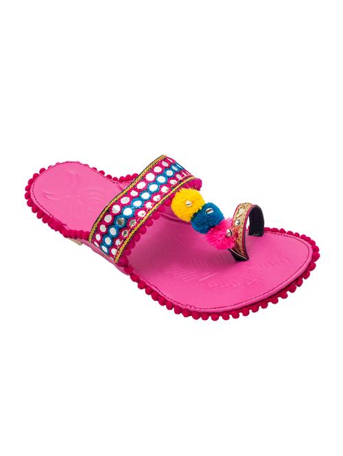 pink fabric ethnic kolhapuris - 14077259 - Very Small Image - 1