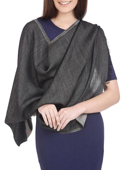grey woollen stole - 14341427 - Very Small Image - 1