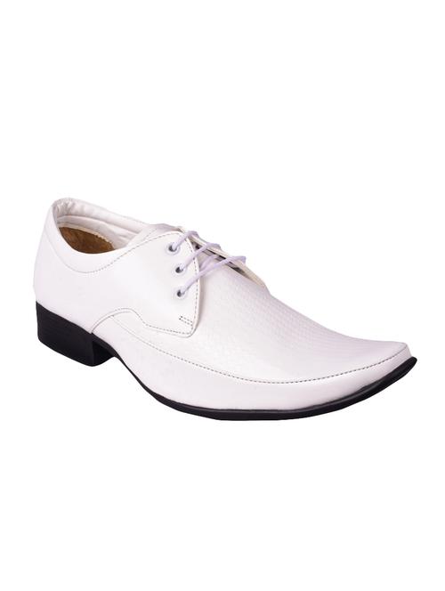 white leatherette lace-up derby - 14547745 - Very Small Image - 1