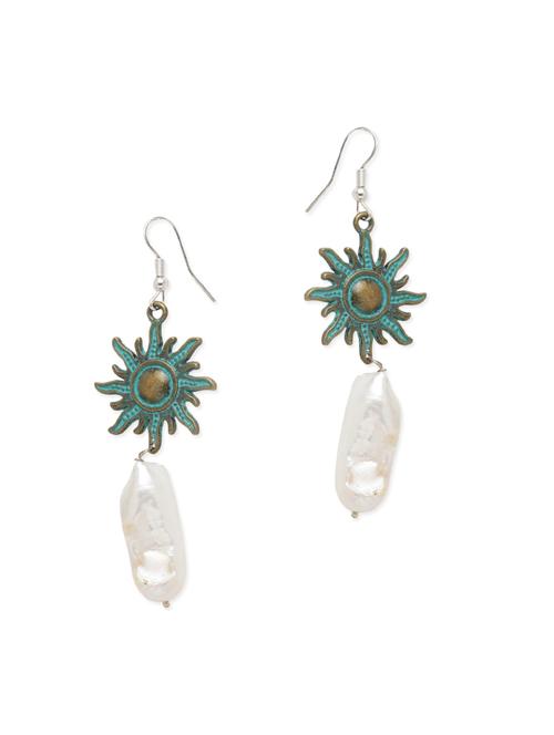brown brass drop earrings - 14627340 - Very Small Image - 1