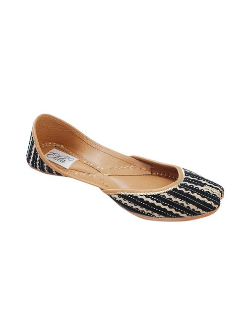 black slip on jutis - 14865335 - Very Small Image - 1