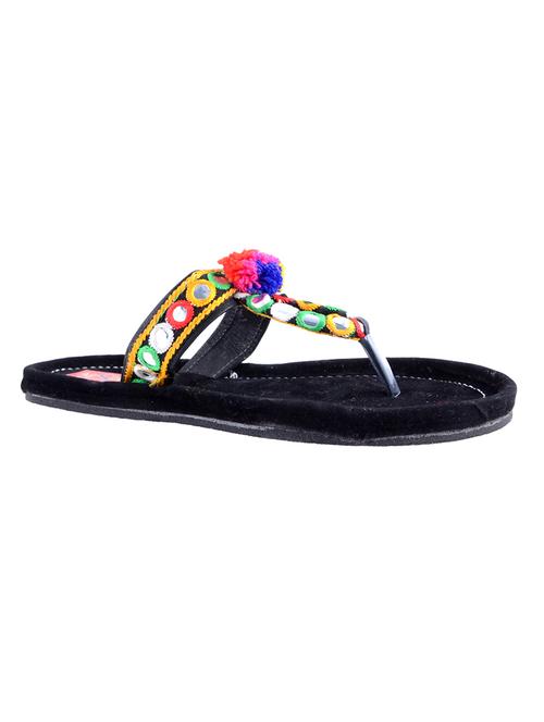 black ethnic toe separator sandals - 14924743 - Very Small Image - 1