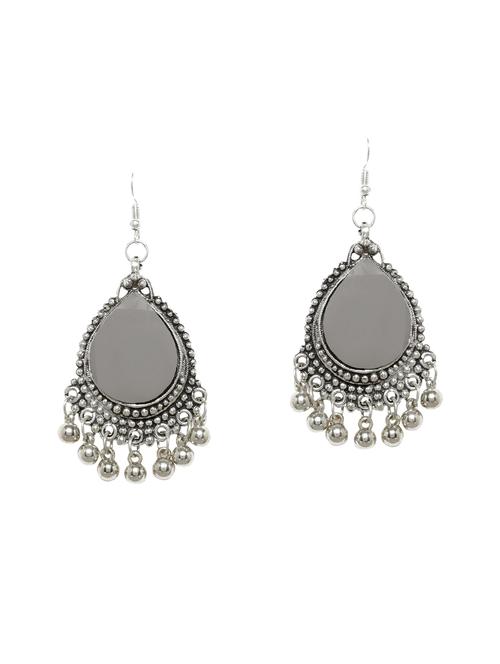 drop earrings - 14932038 - Very Small Image - 1
