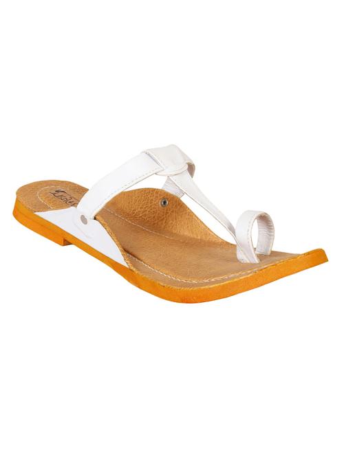 white one toe kolhapuri - 15016413 - Very Small Image - 1