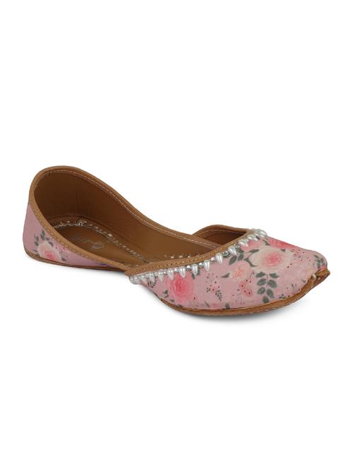 pink slip on jutis - 15136691 - Very Small Image - 1