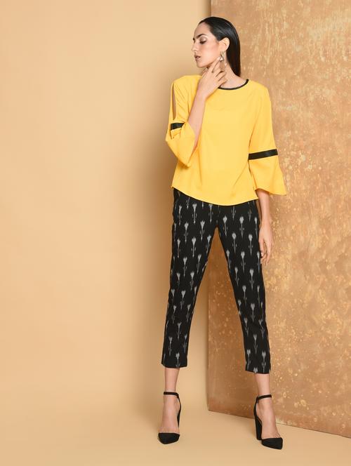 contrast piping detail slit sleeved top - 15456363 - Very Small Image - 1