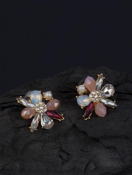 gold metal studs earring - 16936211 - Very Small Image - 1
