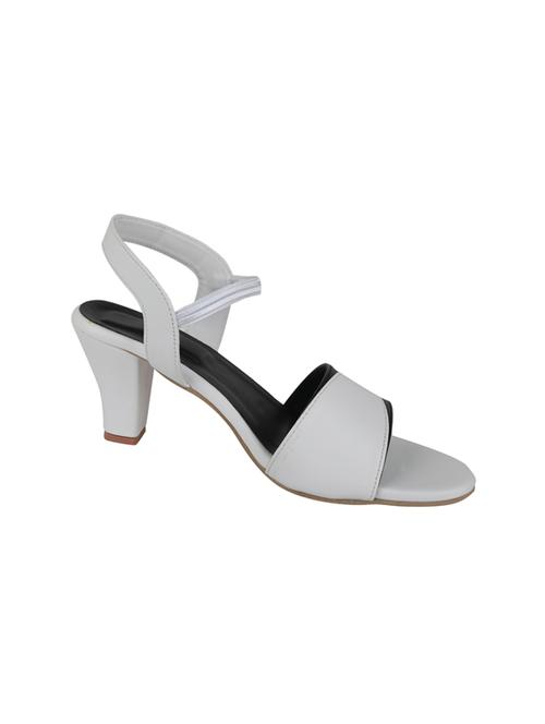 grey back strap sandals - 17215676 - Very Small Image - 1