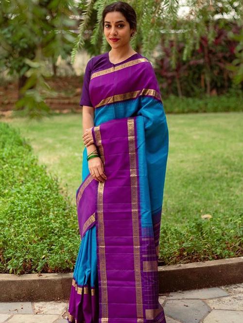 zari work contrast bordered banarasi saree with blouse - 18372103 - Very Small Image - 1