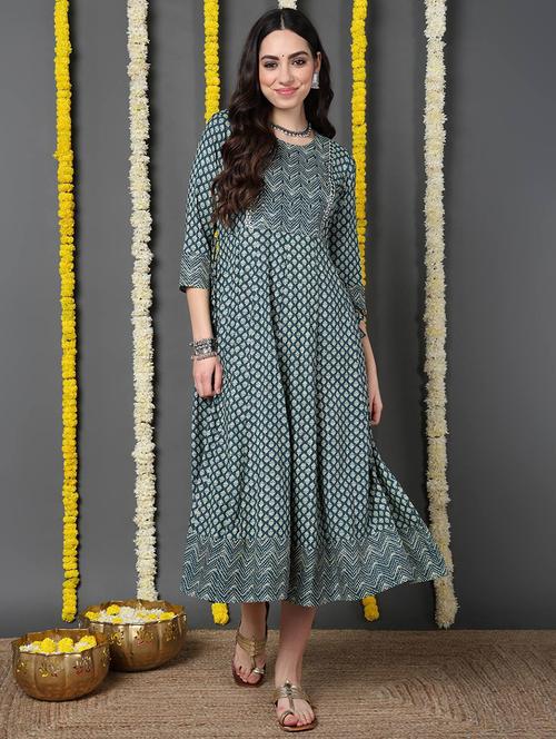 green three quarter sleeve anarkali kurta - 20646789 - Very Small Image - 1